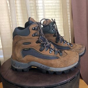 Vasque Gore-Tex Vibram Hiking Boots